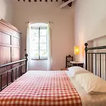 Cosy In Bacchereto With Swimming Pool