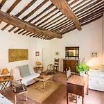Cosy In Bacchereto With Swimming Pool Carmignano